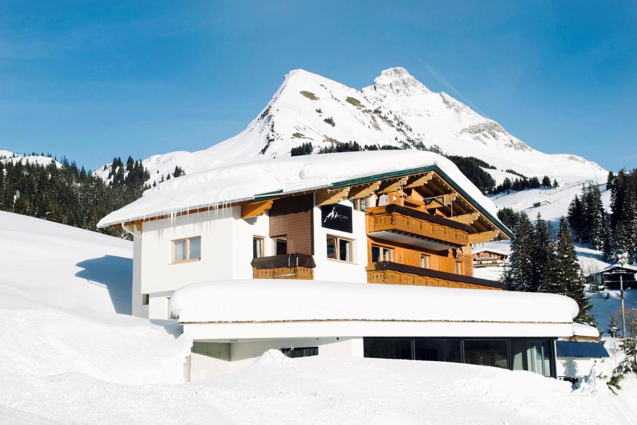 Mbz Birg 1414 Appartement Warth  Buitenkant foto