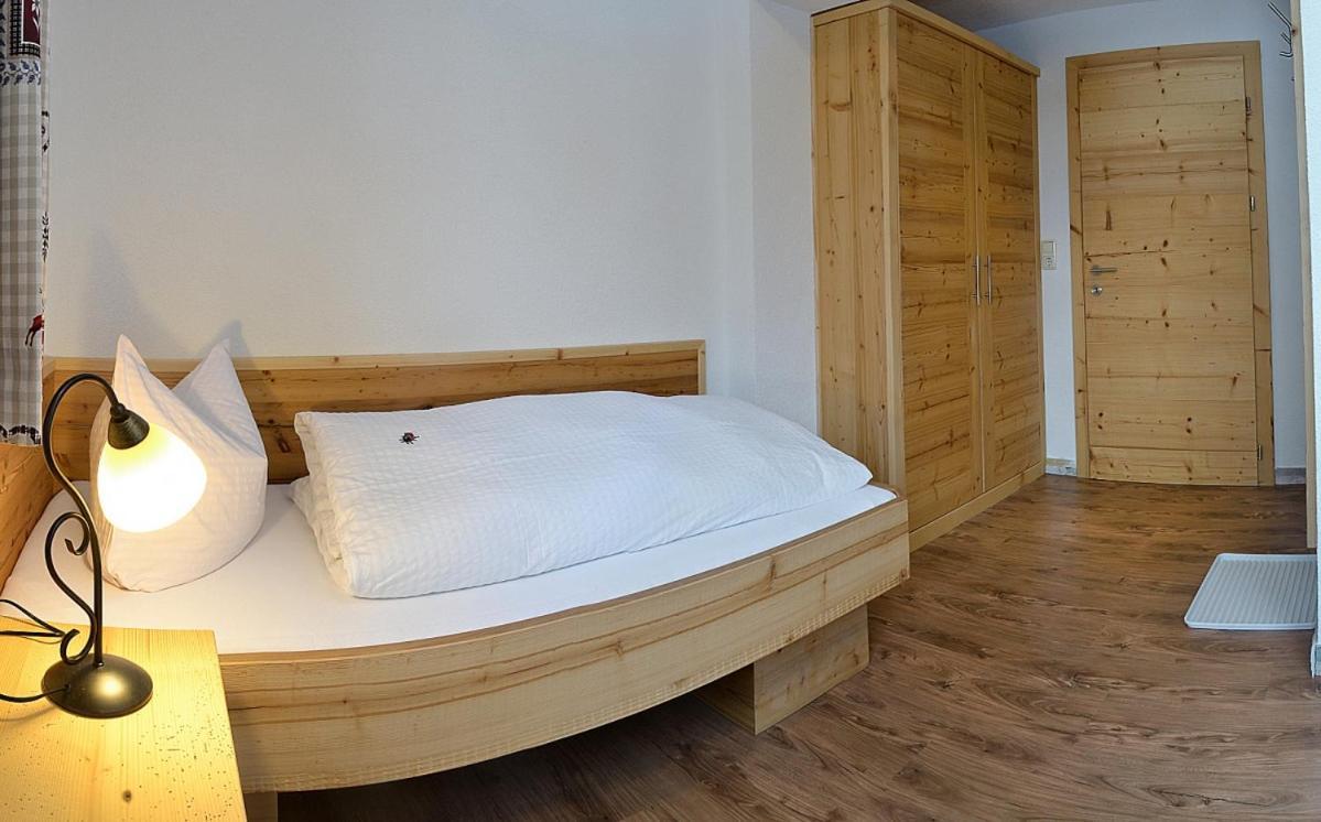 Mbz Birg 1414 Appartement Warth  Buitenkant foto