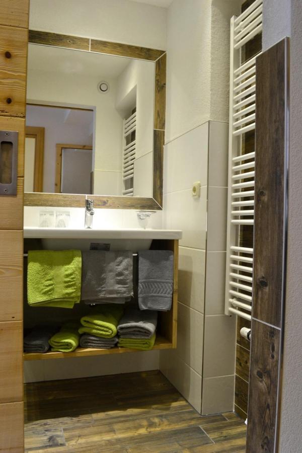Mbz Birg 1414 Appartement Warth  Buitenkant foto